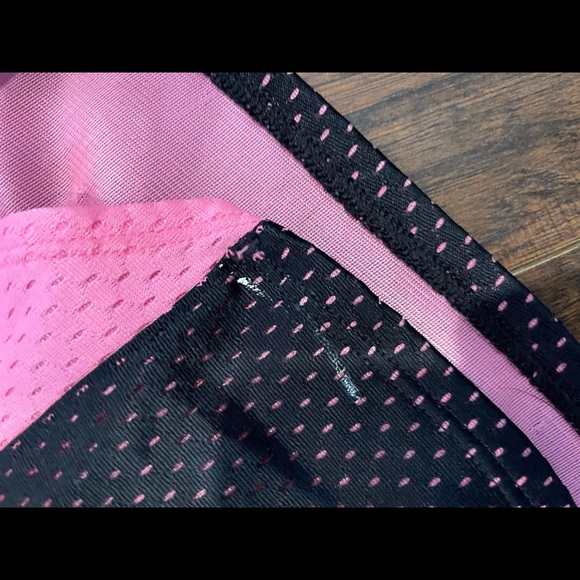 Pink and black Under Armor drawstring shorts - Picture 3 of 7